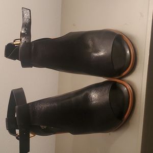 Vince camuto women's sandals